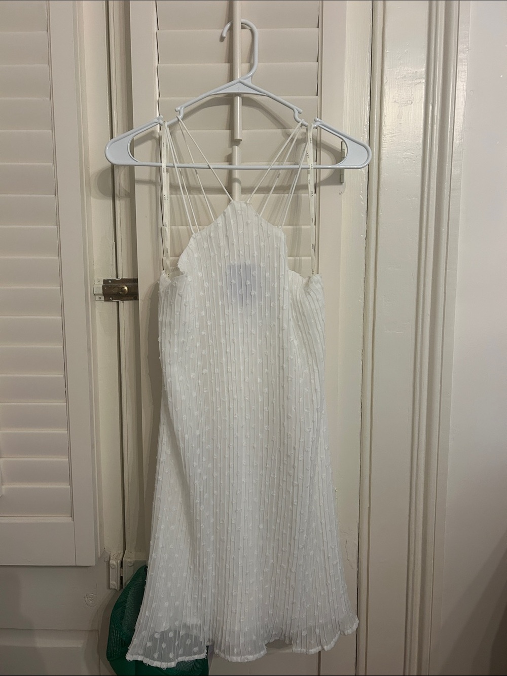 J.O.A. White Textured Spaghetti-Strap Slip Dress